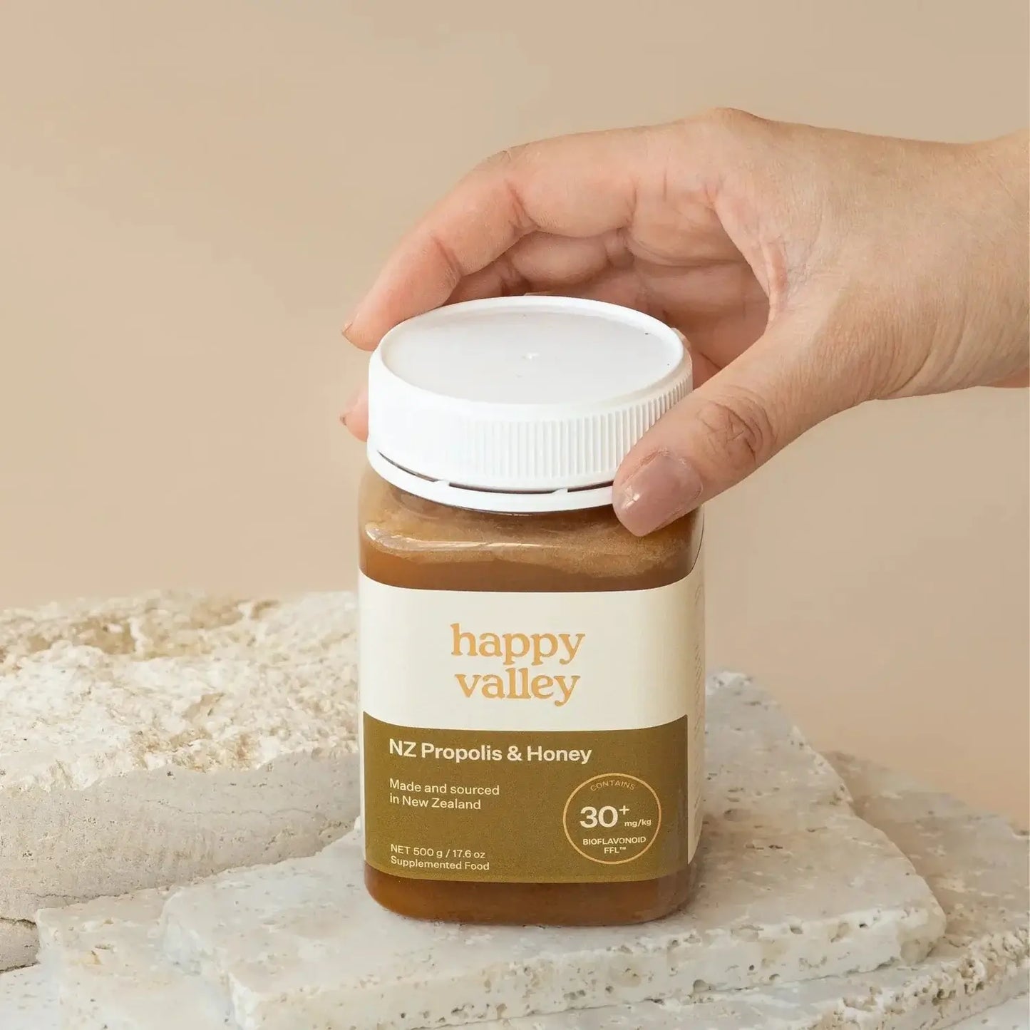 NZ Propolis & Honey from Happy Valley, organic pure honey and propolis blend, healthy choice in Abu Dhabi and Dubai.